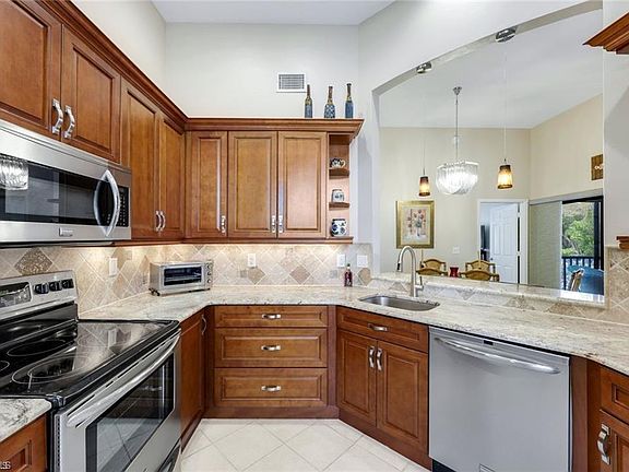 5th image of 6555 Valen Way #G-201