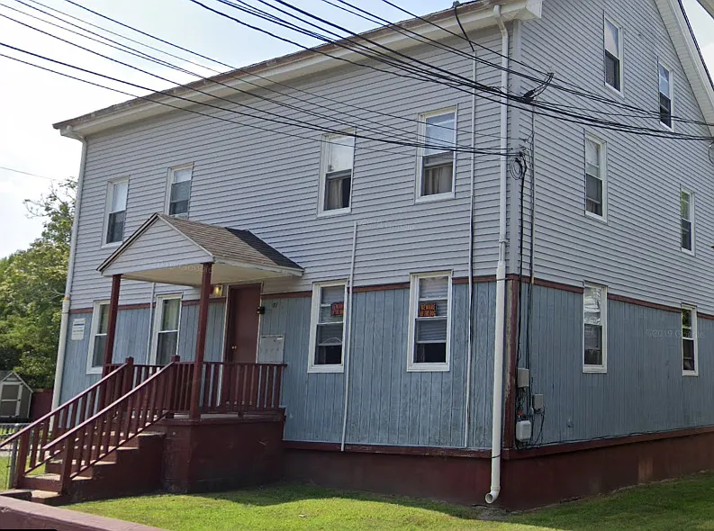103-104 Hope Street 81-71 Center Street — Photo 2
