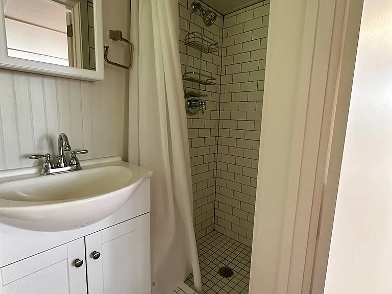 707 Maybank Dr — Photo 3