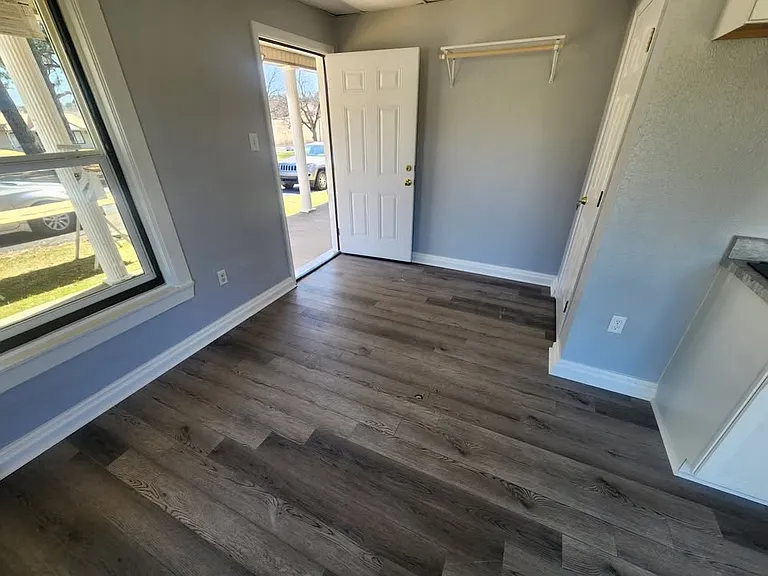 1401 E Broadway St #11B — Photo 4