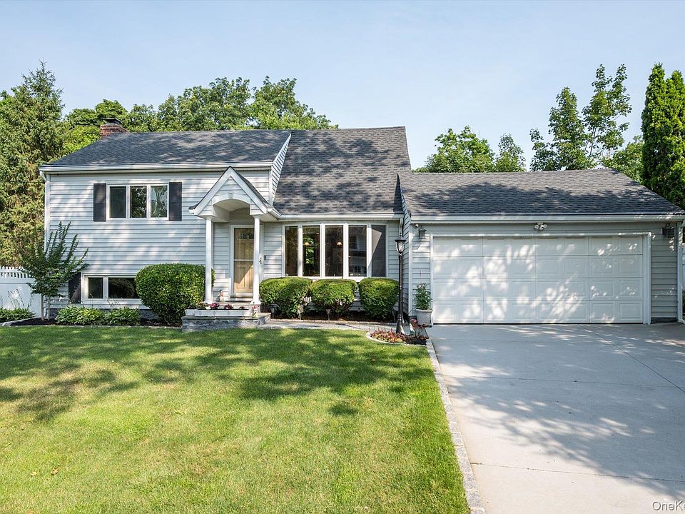 1st image of 7 Layne Way
