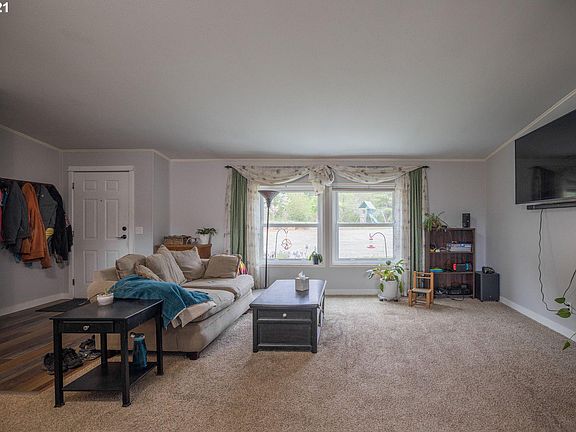 5th image of 41413 NE 114th Ct
