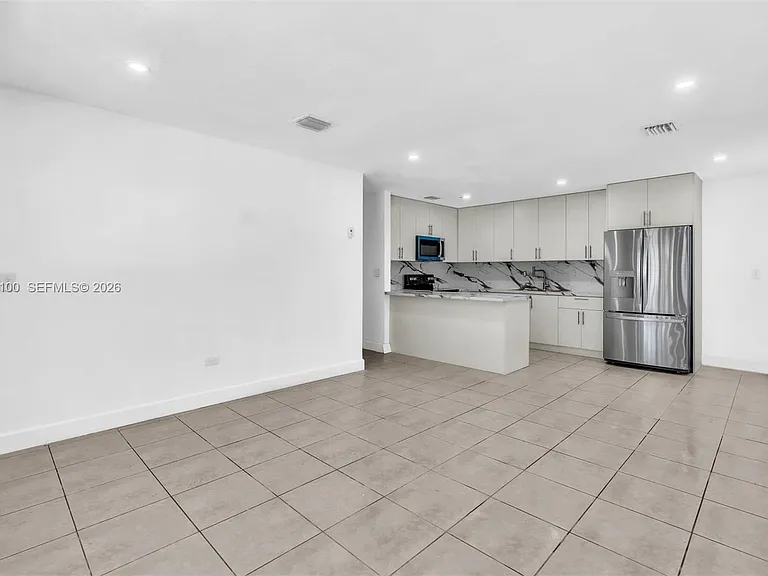 11790 SW 34th St — Photo 7