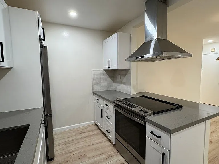 5651 Sumner Way #309 — Photo 19
