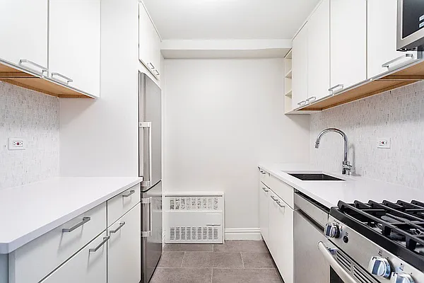 Rented by Living New York | media 9