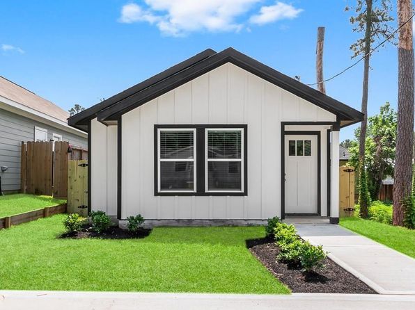 16955 Balmoral