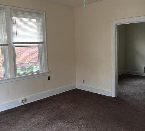 4th image of 4330 Hamilton Ave APT 3