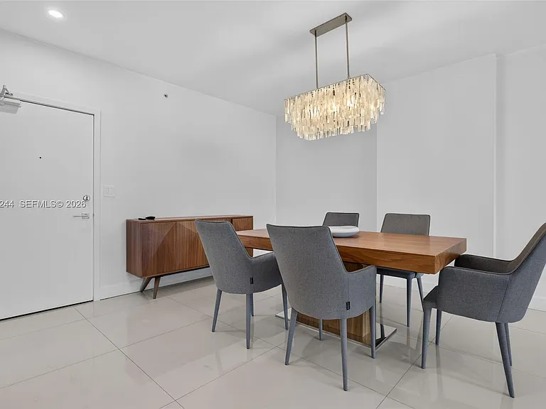 10275 Collins Ave #1521 — Photo 8