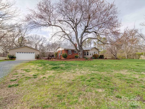 292 Hopewell Church Rd, Peachland, NC 28133