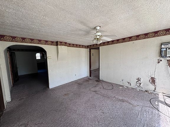 2nd image of 712 Rhodes St