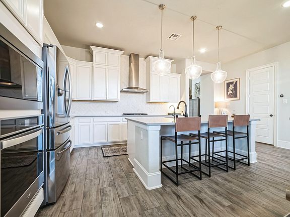 3rd image of 2016 Rabbit Creek Dr