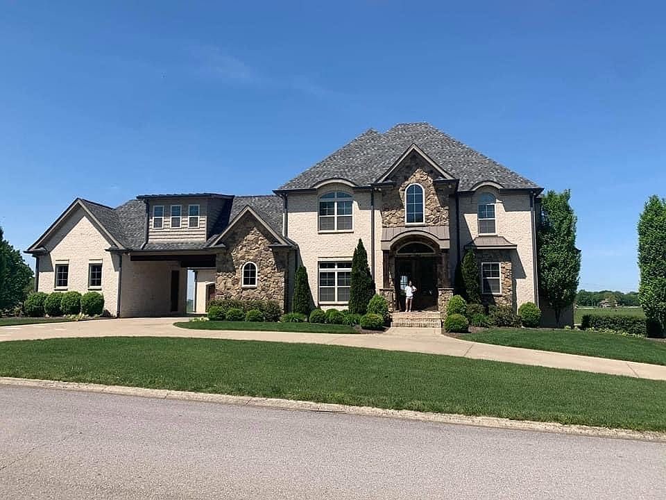 1st image of 807 Yorkbar Ct