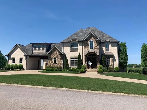 807 Yorkbar Ct, Clarksville, TN 37043