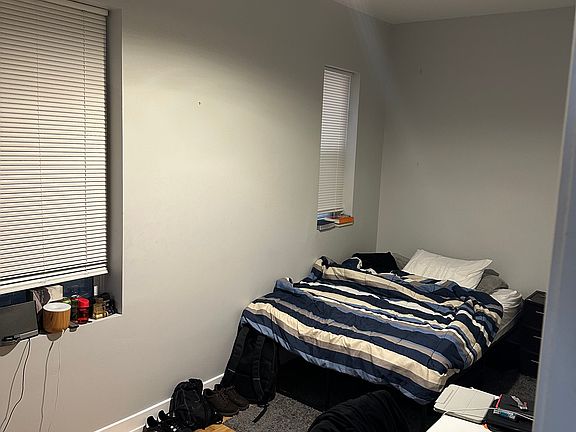5th image of 2210 W 23rd St Unit 1