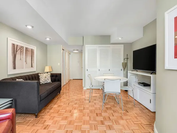 455 E 86th St APT 8D, New York, NY 10028