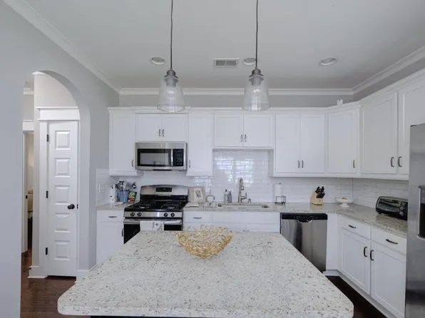 2868 Montevallo Park Rd, Irondale, AL 35210