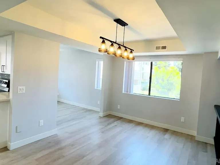 4022 Mahaila Ave #C — Photo 8