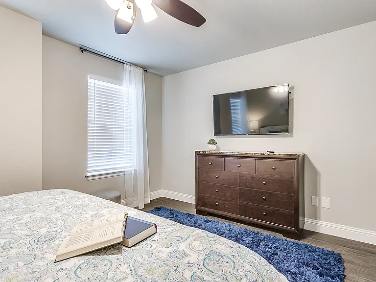 3905 Sheraton Rd — Photo 15