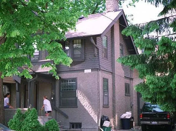 947 Greenwood Ave, Ann Arbor, MI 48104