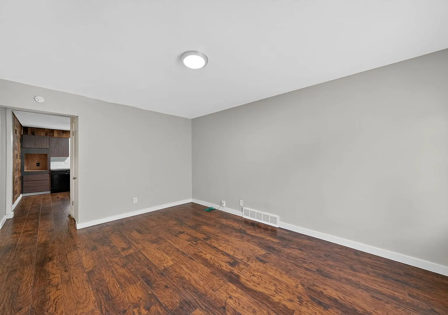 Section 8 Welcome For Rent 5638 Helen Ave, St. Louis, MO — Photo 4