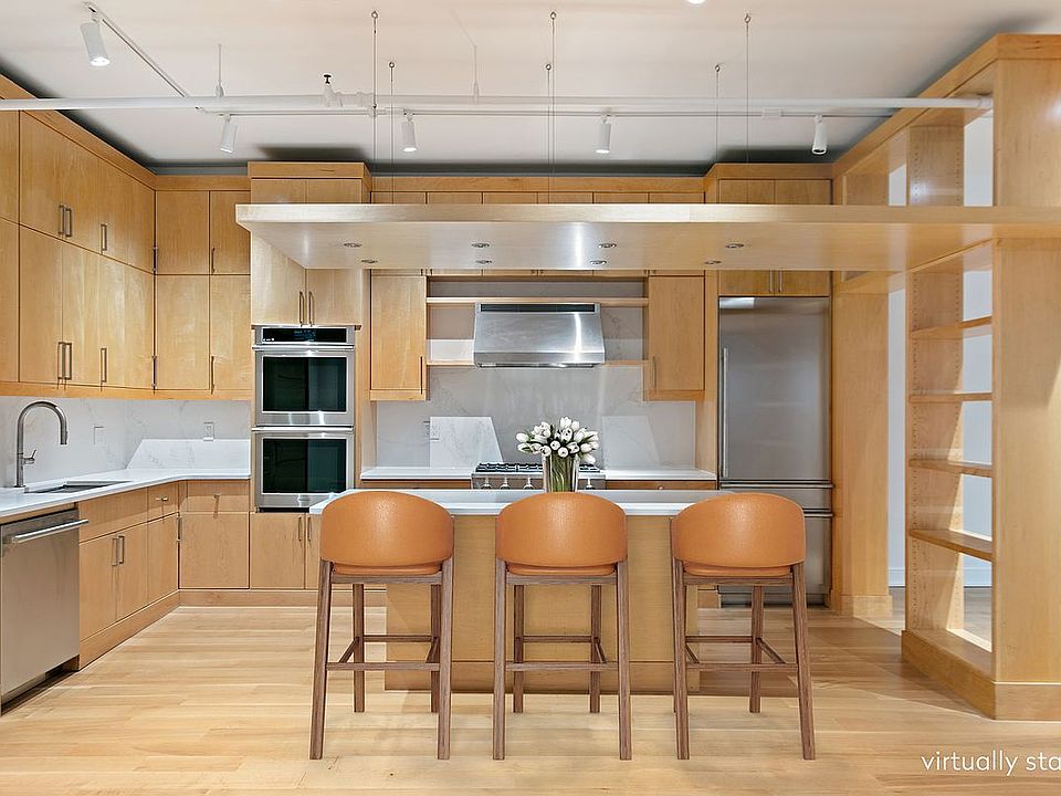 1st image of 132 Duane St APT 4