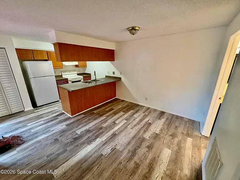 8789 Live Oak Ct — Photo 5