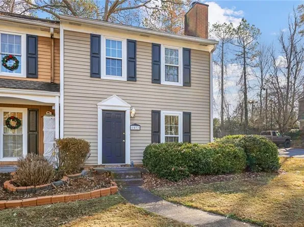 1077 New Haven Dr SW, Marietta, GA 30064