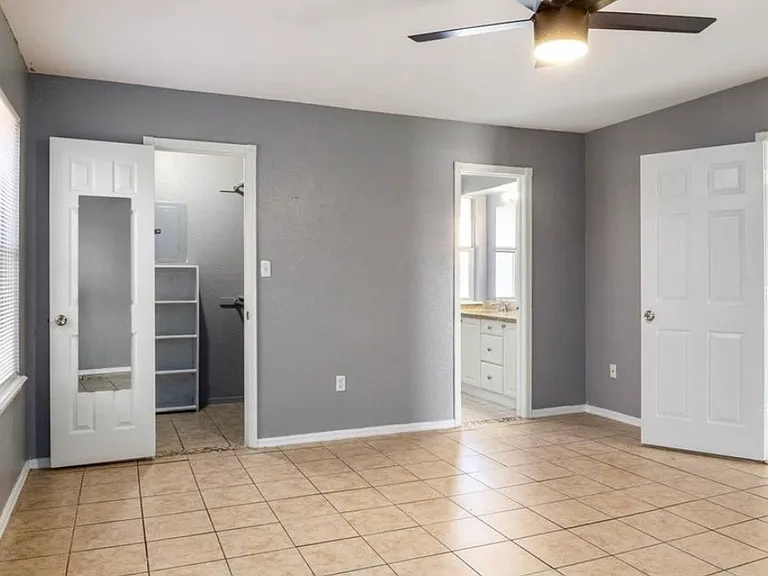 4303 SW Wolf St — Photo 12