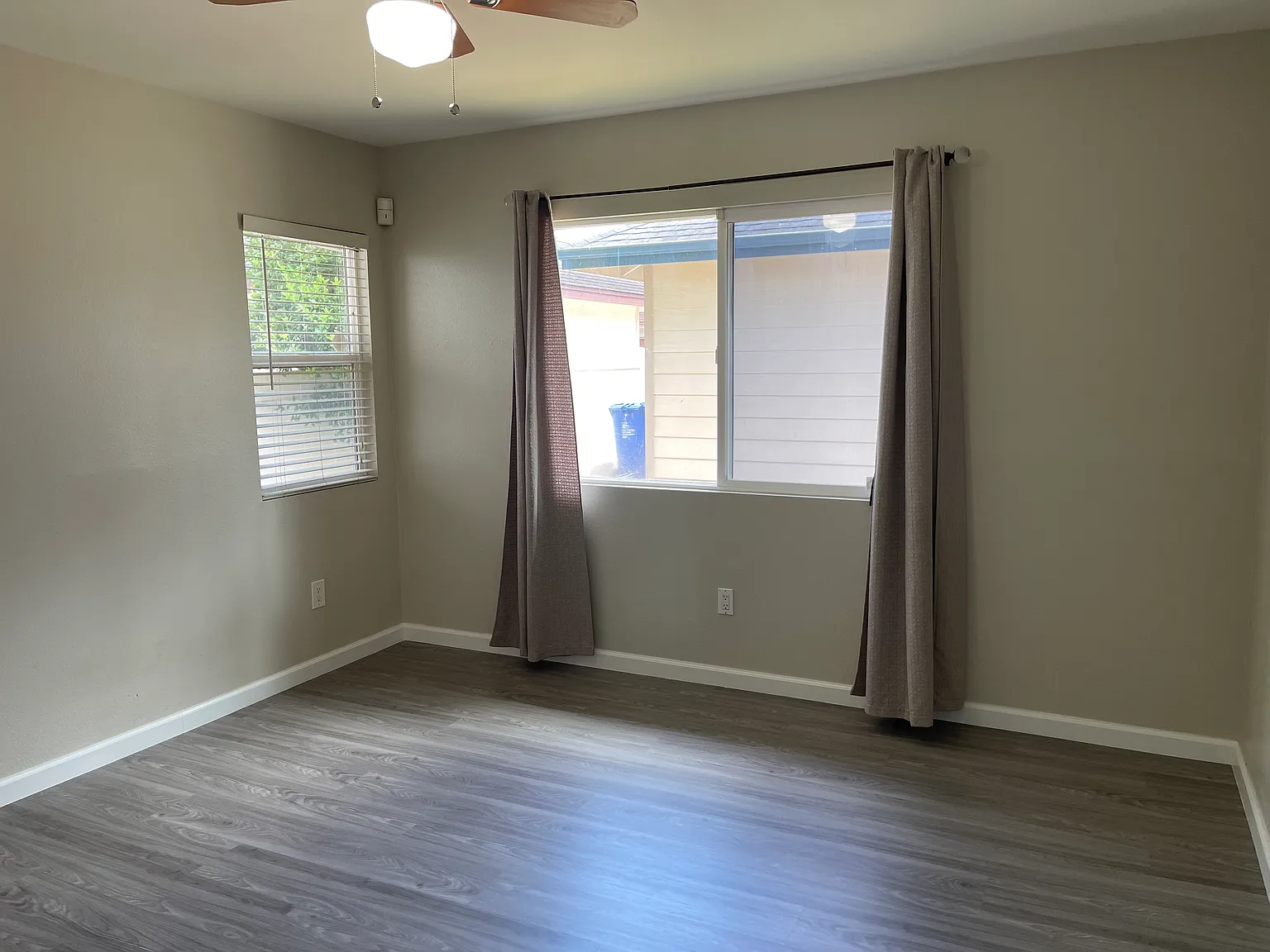 3 bed, 2.5 bath, 1552 sqft, $3,900 — Photo 4