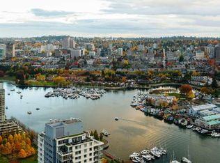1480 Howe St #4906, Vancouver, BC V6Z 0G5