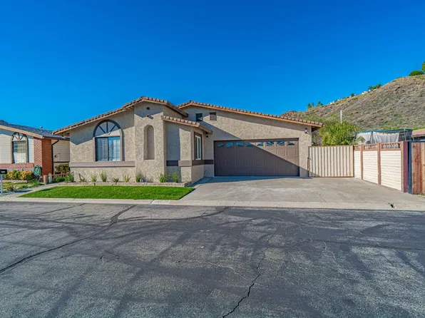 32067 Emerald Ln, Castaic, CA 91384