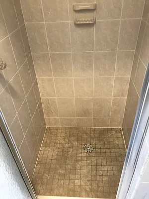 Rented by John Thomas, LREB | media 14