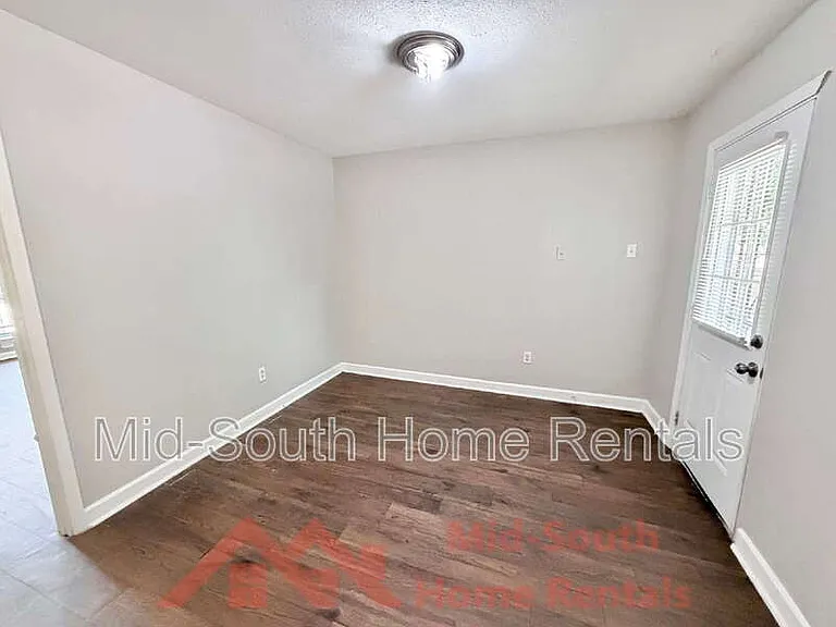 452 Delta Rd — Photo 11