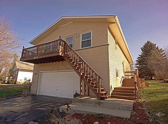 2nd image of 931 Hillwood Cir