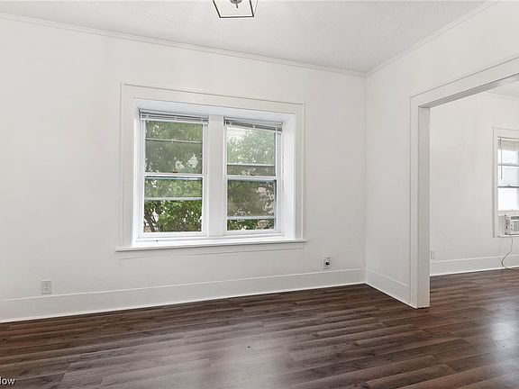 5th image of 138 Wood Ave