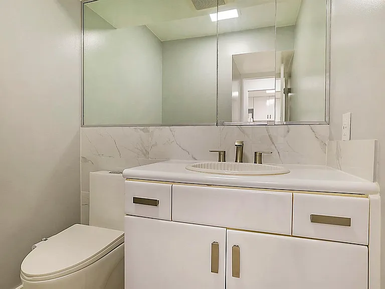 2121 N Ocean Blvd #1103W — Photo 20