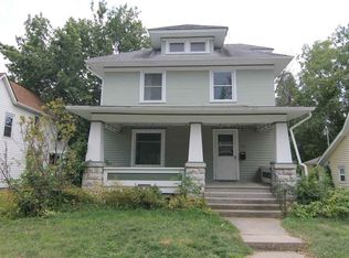 1021 E Market St, Iowa City, IA 52245