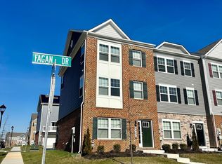 9600 Fagan Dr, Bowie, MD 20721