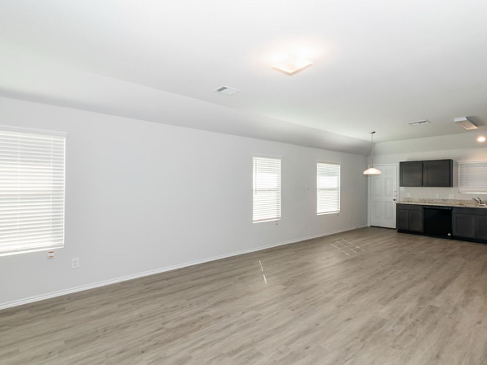 2nd image of 8603 Hilda Oaks Dr #1