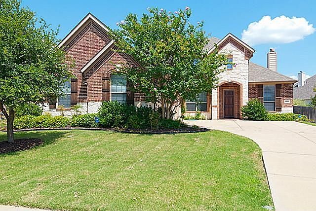 1st image of 2731 Bridgemarker Dr