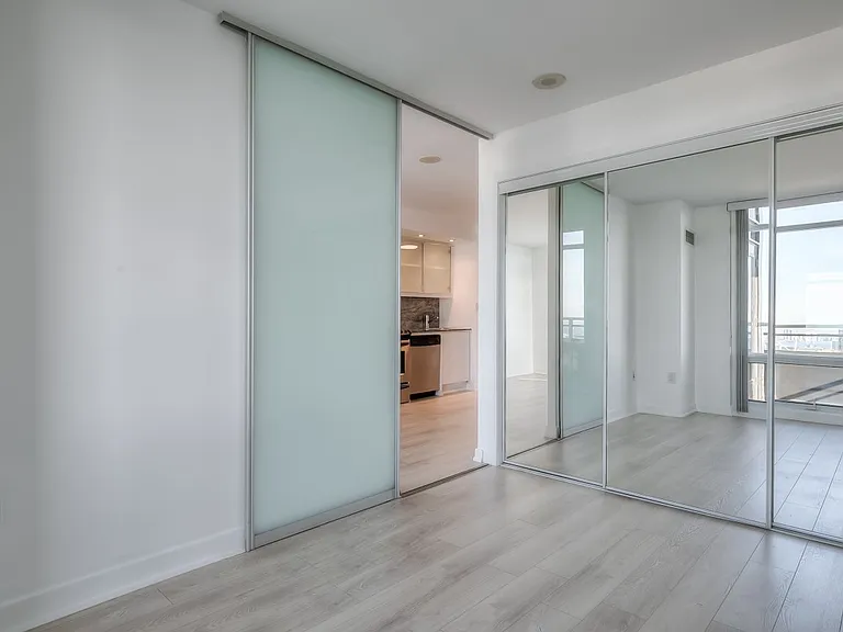 25 Telegram Mews #5308 — Photo 11