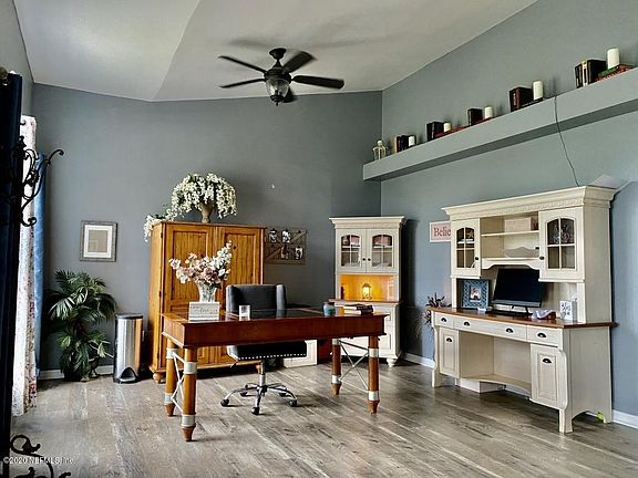 5th image of 12327 Gulf Breeze Trl