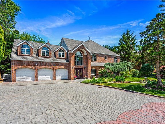 2nd image of 86 Dorchester Drive