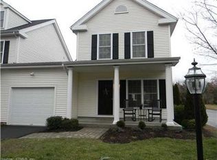 1 W Sussex Pl, Madison, CT 06443