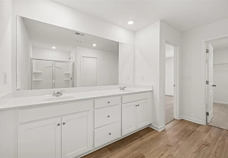 84 Smithwood Dr — Photo 14