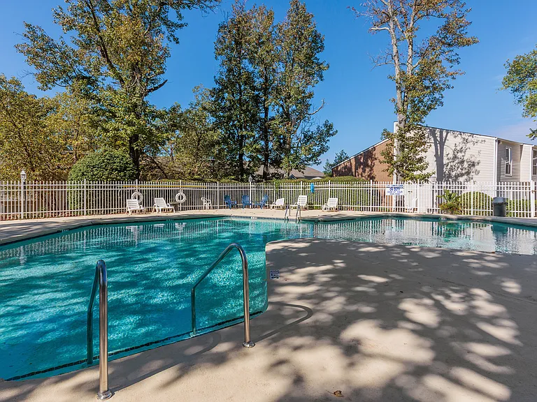 Overlook Apartments — Photo 63