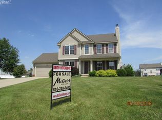 4056 Heather Hill Ct, Grand Blanc, MI 48439