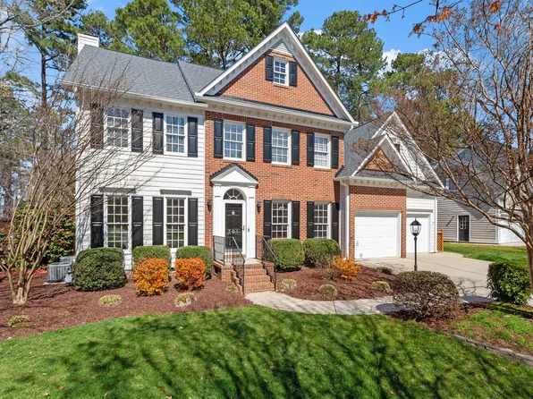501 Nantucket Dr, Cary, NC 27513
