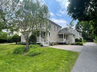 58 Oak St UNIT 58, Wellesley, MA 02482