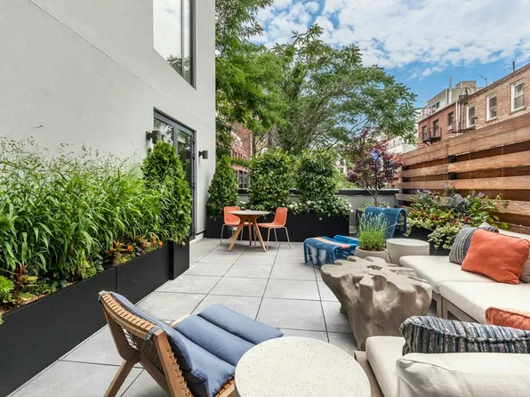 78 Amity Street 2F image 3 of 10